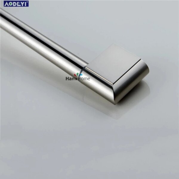 23841-690618.jpg Barre de douche coulissante en acier inoxydable – Finition