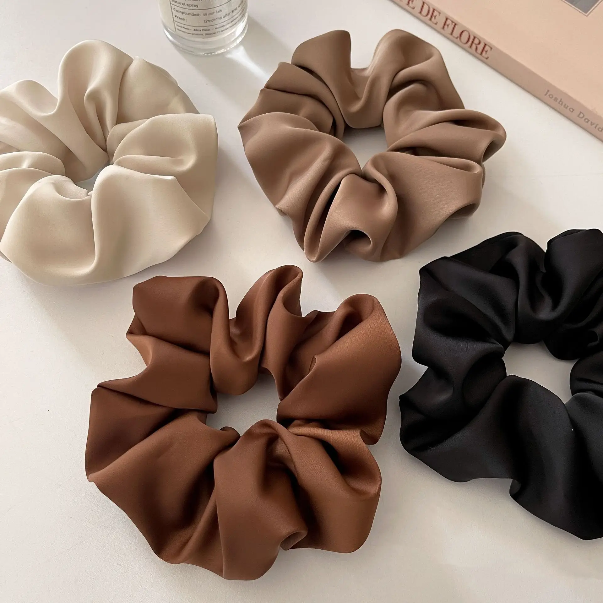 Chouchous en satin style coréen – accessoires chev