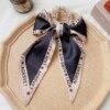 Chouchou cheveux en satin avec perles – accessoire de mode femme
