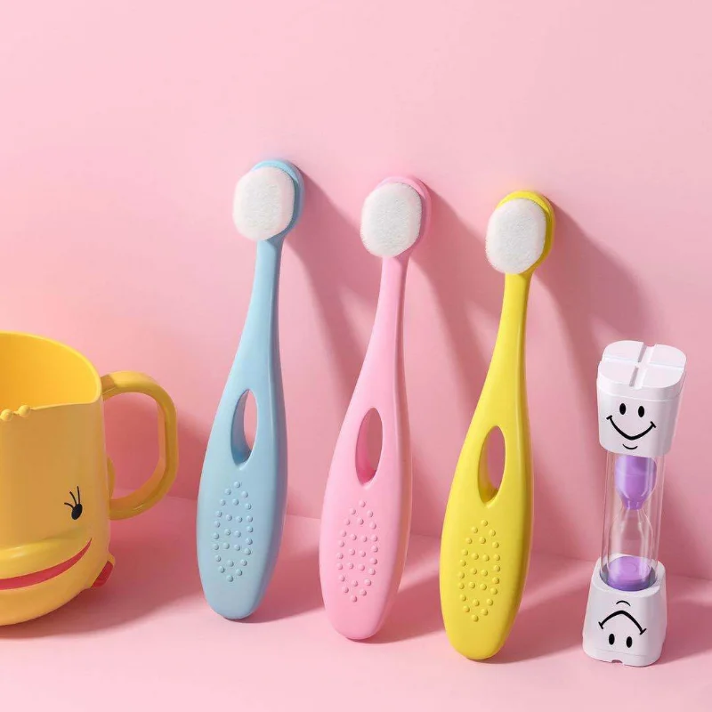 Brosse à Dents Enfant Ultra Douce 360° – Nettoyage - Brosse à Dent Enfant chez blanchimo.fr