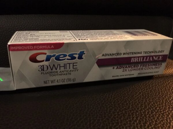 5545-ee2ca7.jpeg crest 3d white dentifrice 3D à la menthe, blanc brillant, masquant