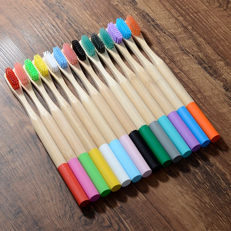 Brosse à dents en bambou écologique – Poils moyens, manche naturel