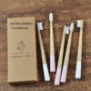 Brosse à dents en bambou – Design minimaliste, écologique